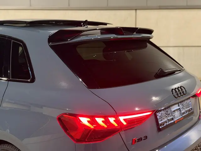 Audi RS3 A3 Sportback 2.5 TFSI QUATTRO 2023 Benzine 6