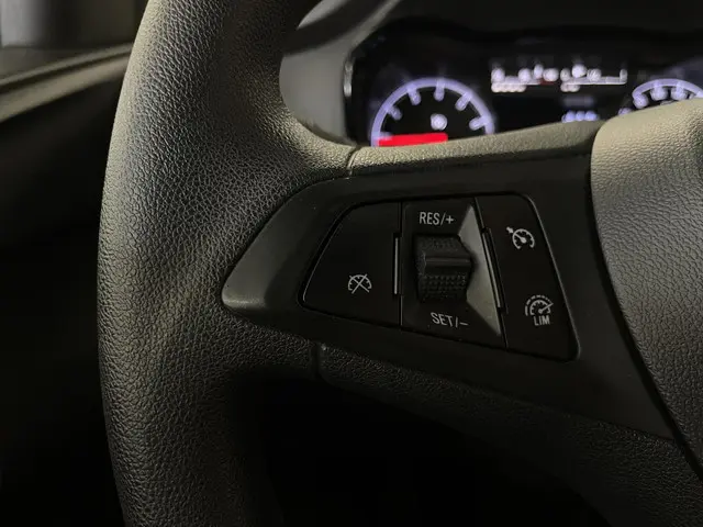 Opel KARL 1.0 Rocks Online Edition 2019 Benzine 26