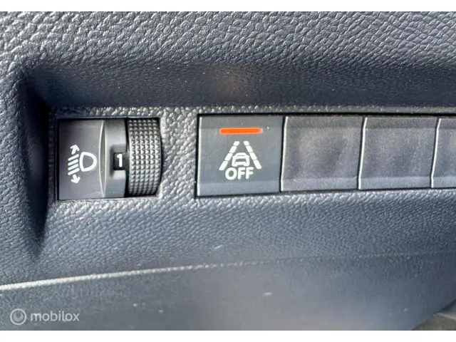 Peugeot 2008 1.2 PureTech Style 2023 Benzine 25