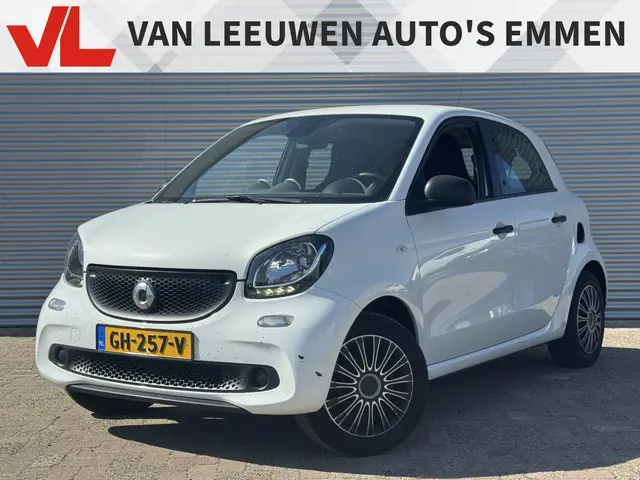 Smart Forfour 1.0 Essential Edition 2015 Benzine