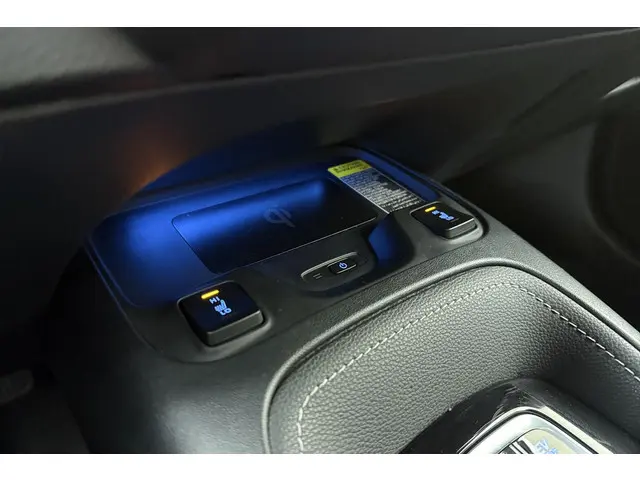 Suzuki Swace 1.8 Hybrid Style 2021 Hybride Benzine 24