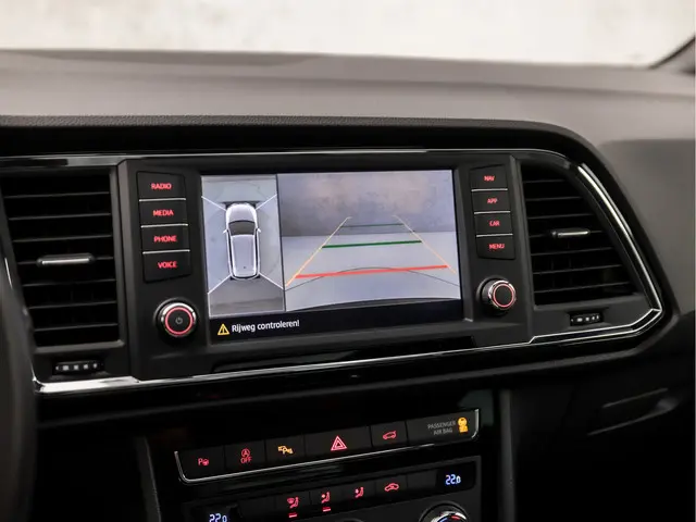 SEAT Ateca 1.5 TSI FR Intense Sport 2019 Benzine 17