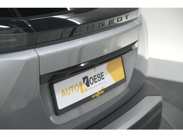 Peugeot 2008 PureTech 130 EAT8 Allure 2024 Benzine 23