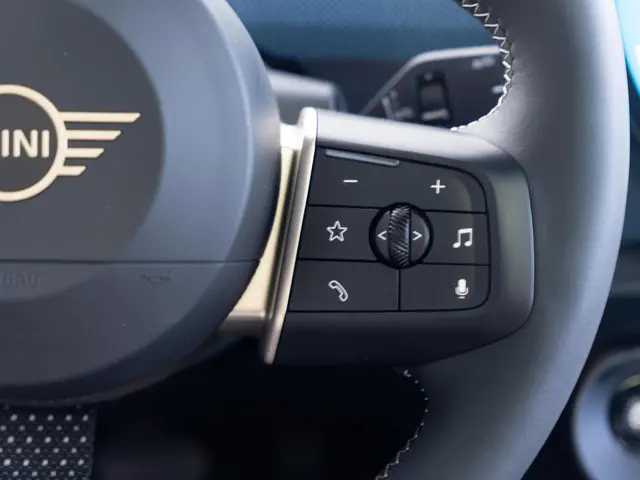 MINI Aceman SE 2025 Elektrisch 30