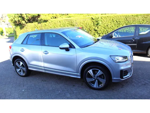 Audi Q2 1.0 TFSI #limited 2018 Benzine 18