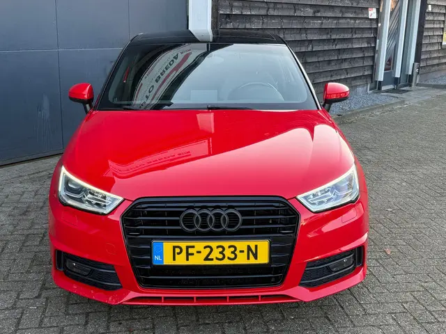 Audi A1 1.4 TFSI CoD Sport S line Edition 2017 Benzine 5