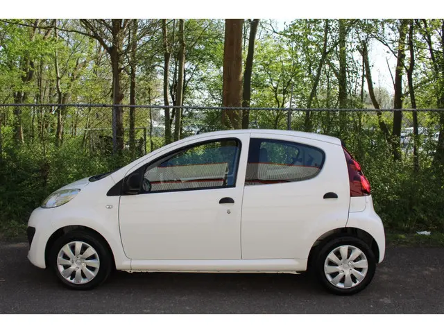 Peugeot 107 2