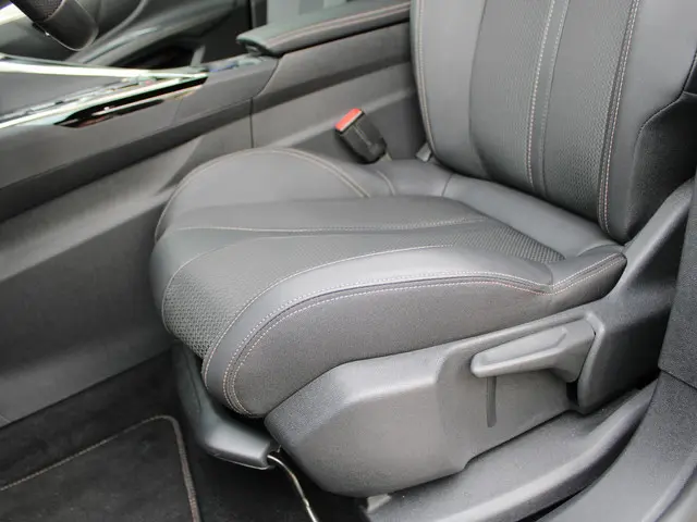 Peugeot 5008 1.2 PureTech GT-Line 2024 Benzine 14