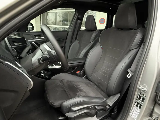 BMW X1 sDrive18i M SPORT 2025 Benzine 5