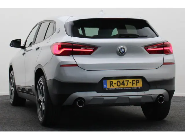 BMW X2 sDrive20i High Executive Automaat 2019 Benzine 18