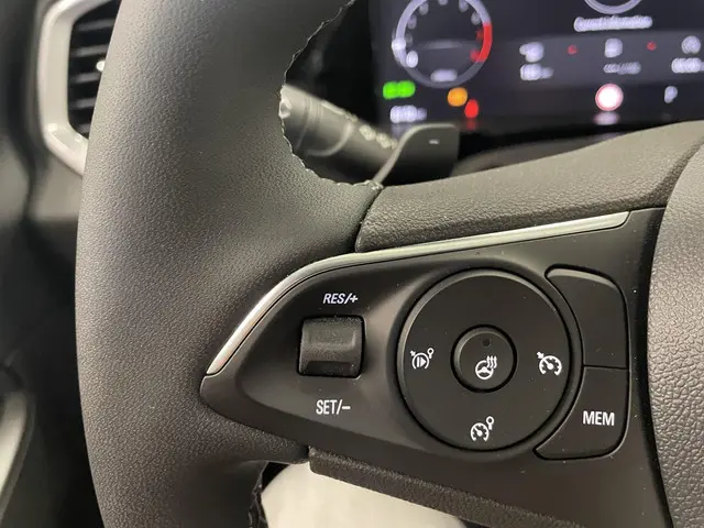 Opel Grandland 1.2 Turbo GS Auto. 2024 Benzine 15