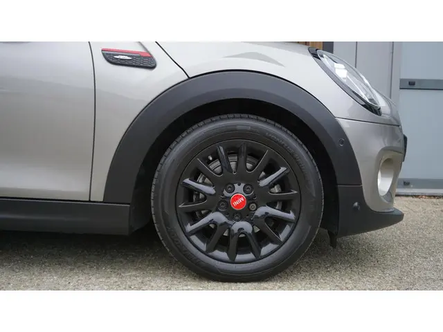 MINI Cooper 1.5 136pk Automaat 5Drs Chili 2018 Benzine 44