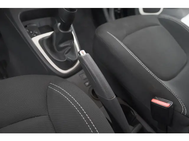 Renault Captur TCe 90 Limited 2018 Benzine 38