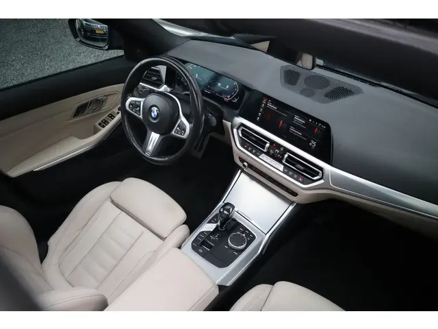 BMW 3 Serie 330i M-Sport 2021 Benzine 5