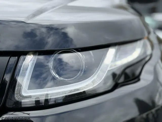 Land Rover Range Rover Evoque 2.0 Si4 SE 2017 Benzine 8