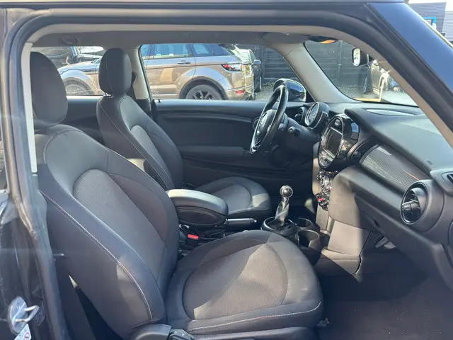 MINI Cooper Mini 1.5 Business 2017 Benzine 5