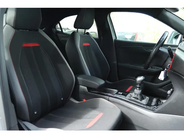 Opel Mokka 1.2 TURBO GS-LINE 2022 Benzine 4