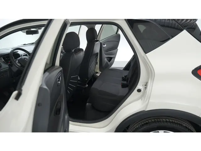 Renault Captur TCe 120 Dynamique 2017 Benzine 25