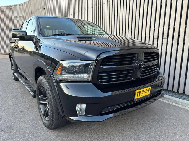 Dodge Ram 1500 5.7 V8 Quad Cab 6'4 - SPORT - LPG 2015 LPG/Gas 25