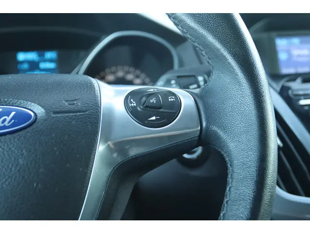 Ford Focus WAGON 1.6 TI-VCT TITANIUM AUT. 2013 Benzine 20