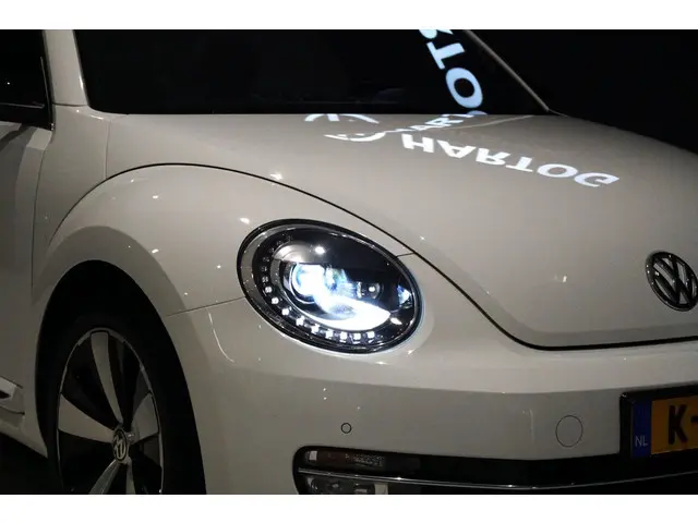 Volkswagen Beetle Cabriolet 1.2 TSI Club 2016 Benzine 27