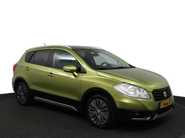 Suzuki S-Cross SX4 1.6 Business Edition Pro 2014 Benzine 14