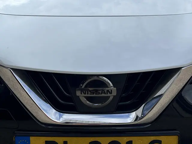 Nissan Micra 0.9 IG-T Tekna 2017 Benzine 40