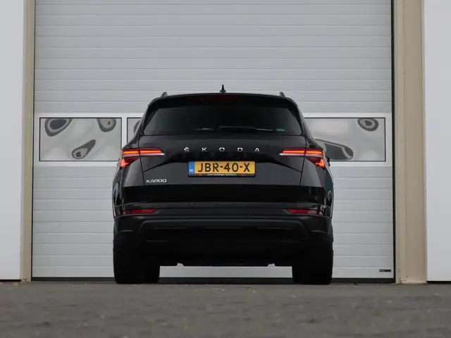 Škoda Karoq 1.0 TSI Ambition | Top Staat!! 2023 Benzine 9