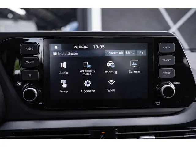 Hyundai i20 1.0 T-GDI Trend Mild Hybrid 2023 Benzine 43