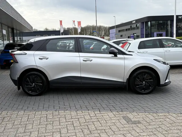 MG MG4 Electric Standard 51 kWh 2023 Elektrisch 4