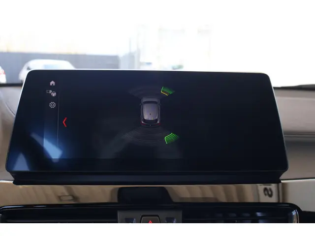 BMW X2 xDrive25e 2023 Hybride Benzine 18