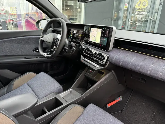 Renault 5 Techno 120 pk Urban Range 2025 Elektrisch 18