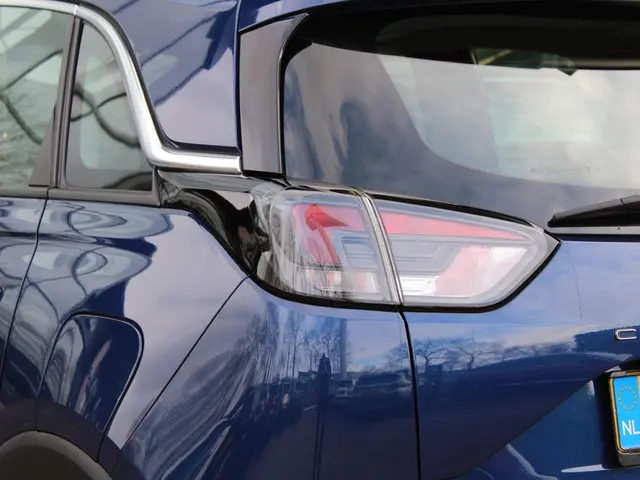 Opel Crossland 1.2 Turbo Elegance 2021 Benzine 23