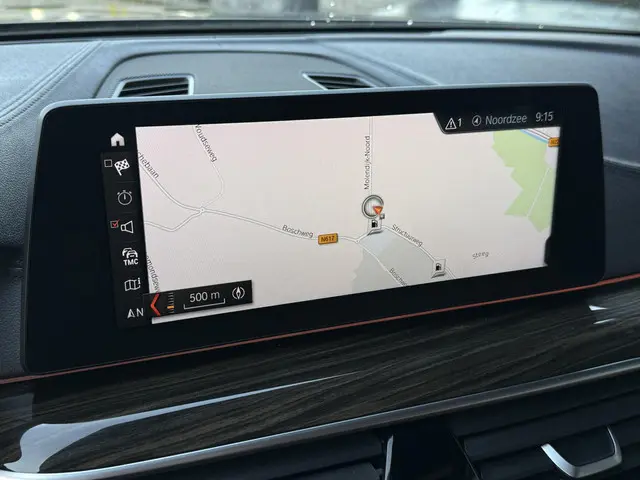 BMW 5 Serie Touring 520i High Executive 2018 Benzine 19