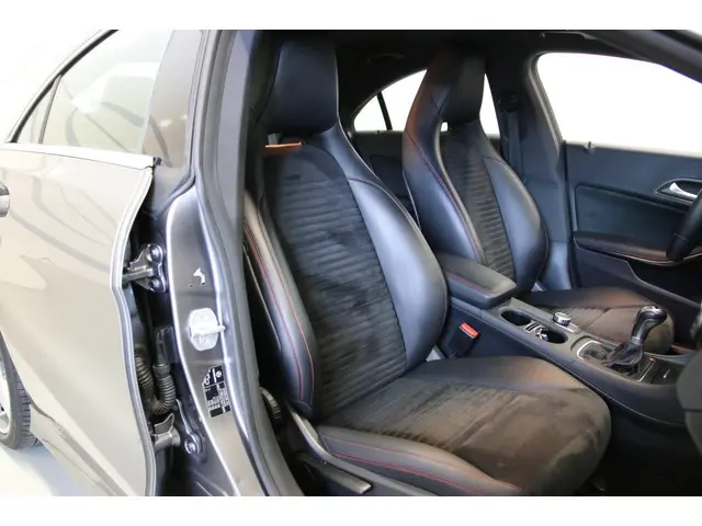 Mercedes-Benz CLA 180 Ambition 2014 Benzine 6