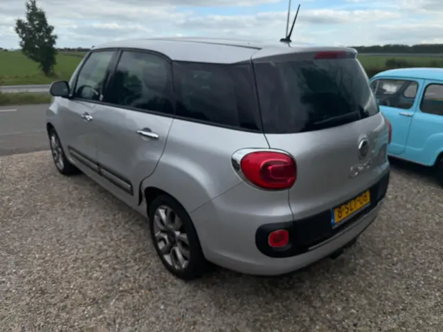 Fiat 500L Living 0.9 TwinAir Lounge 7p. 2013 Benzine 4