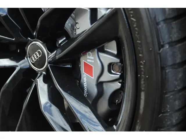 Audi RS4 AVANT 4.2 V8 FSI QUATTRO AUT. 2013 Benzine 3