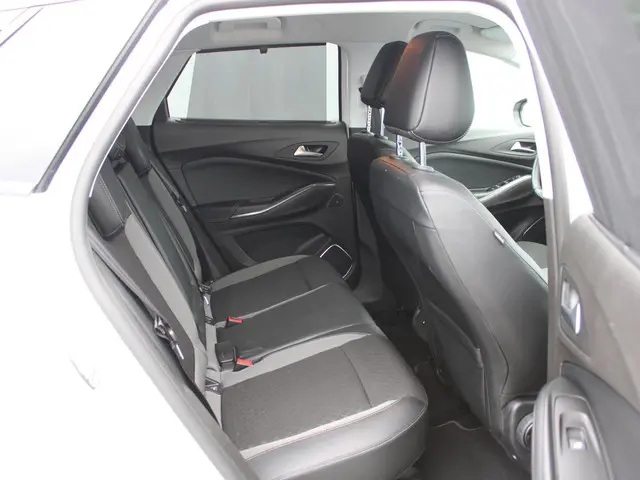 Opel Grandland X 1.2T 130 INNOVATION 2020 Benzine 11