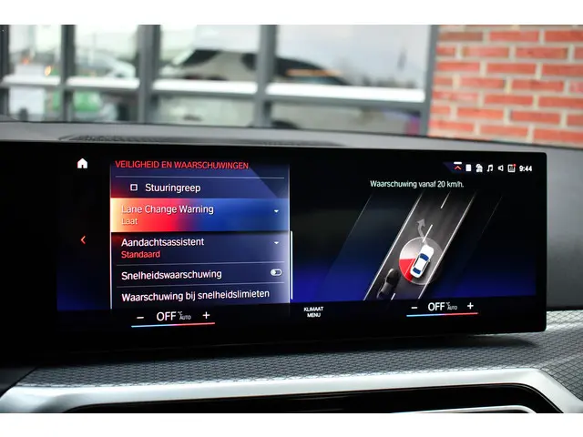 BMW 3 Serie 330d M-Sport Pro 2023 Diesel 30