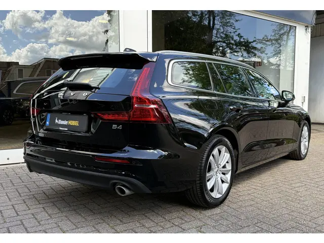 Volvo V60 3
