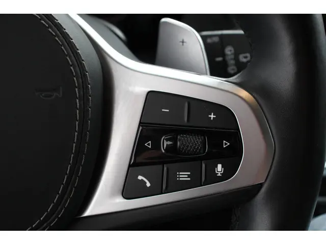BMW X5 xDrive40i High Executive 2020 Benzine 19