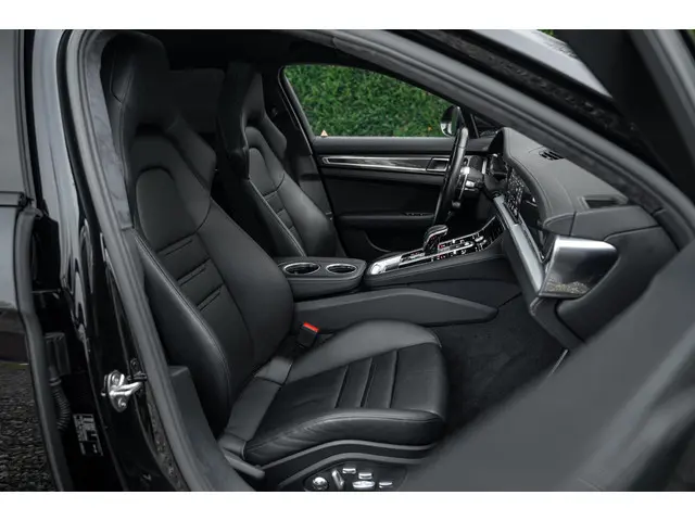Porsche Panamera Sport Turismo 4.0 Turbo 2018 Benzine 10