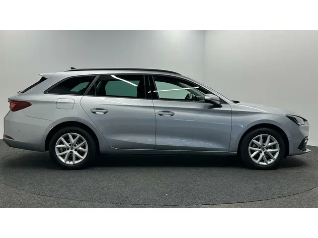 SEAT Leon ST 1.0 EcoTSI Style AUTOMAAT-NAVI 2022 Benzine 9