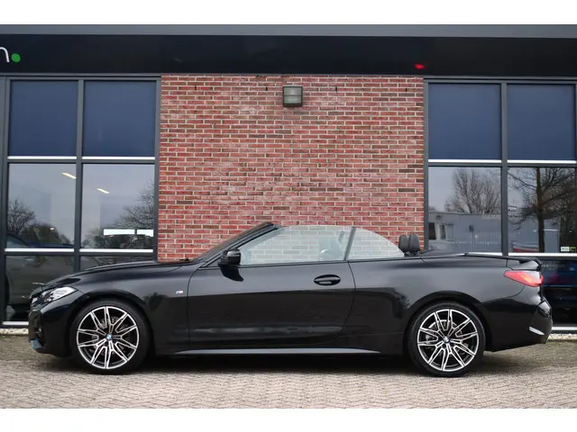 BMW 4 Serie Cabrio 420i M-Sport 2022 Benzine 52