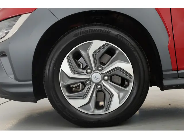 Hyundai Kona 1.6 GDI HEV Fashion 2022 Hybride Benzine 35