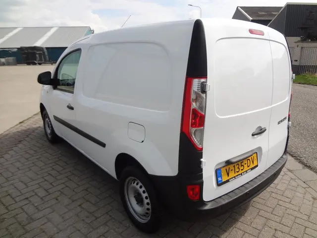 Renault Kangoo 1.5 dCi 90 Energy Luxe 2017 Diesel 4