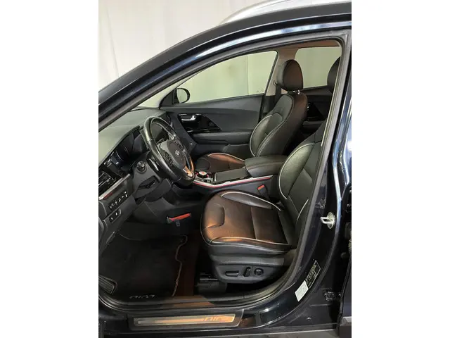 Kia e-Niro ExecutiveLine 64 kWh 2020 Elektrisch 5