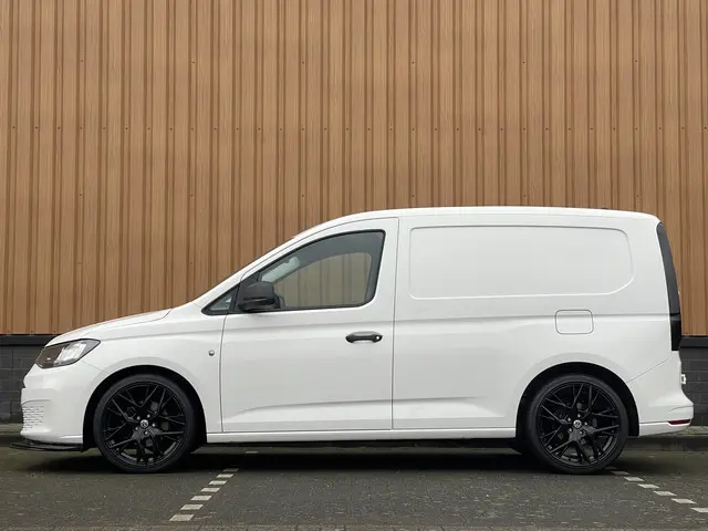 Volkswagen Caddy Cargo 2.0 TDI Comfort 2024 Diesel 8