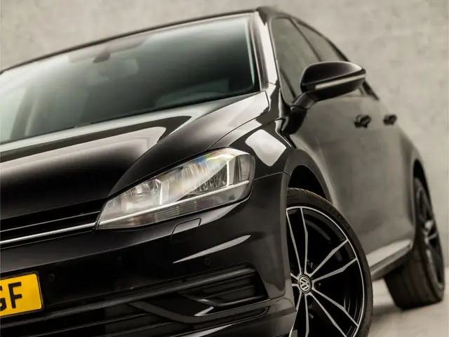 Volkswagen Golf 1.0 TSI Sportline 2019 Benzine 33