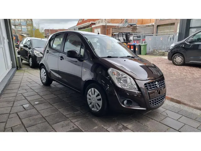 Suzuki Splash 1.2 Comfort vol leer 2013 Benzine 4